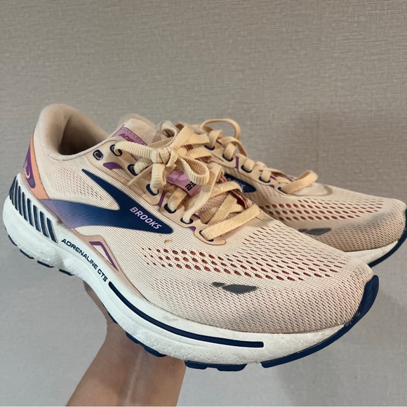 Brooks Shoes - Brooks Adrenaline GTS 23 Guiderails  1203811B795 Running  Women’s 8 Peach/Navy